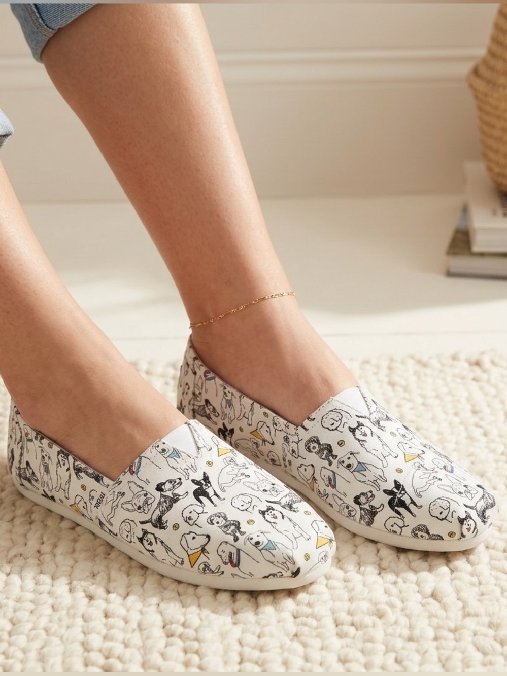 TOMS White Dog Print Alpargata Slip On Flats Women’s Size 9.5